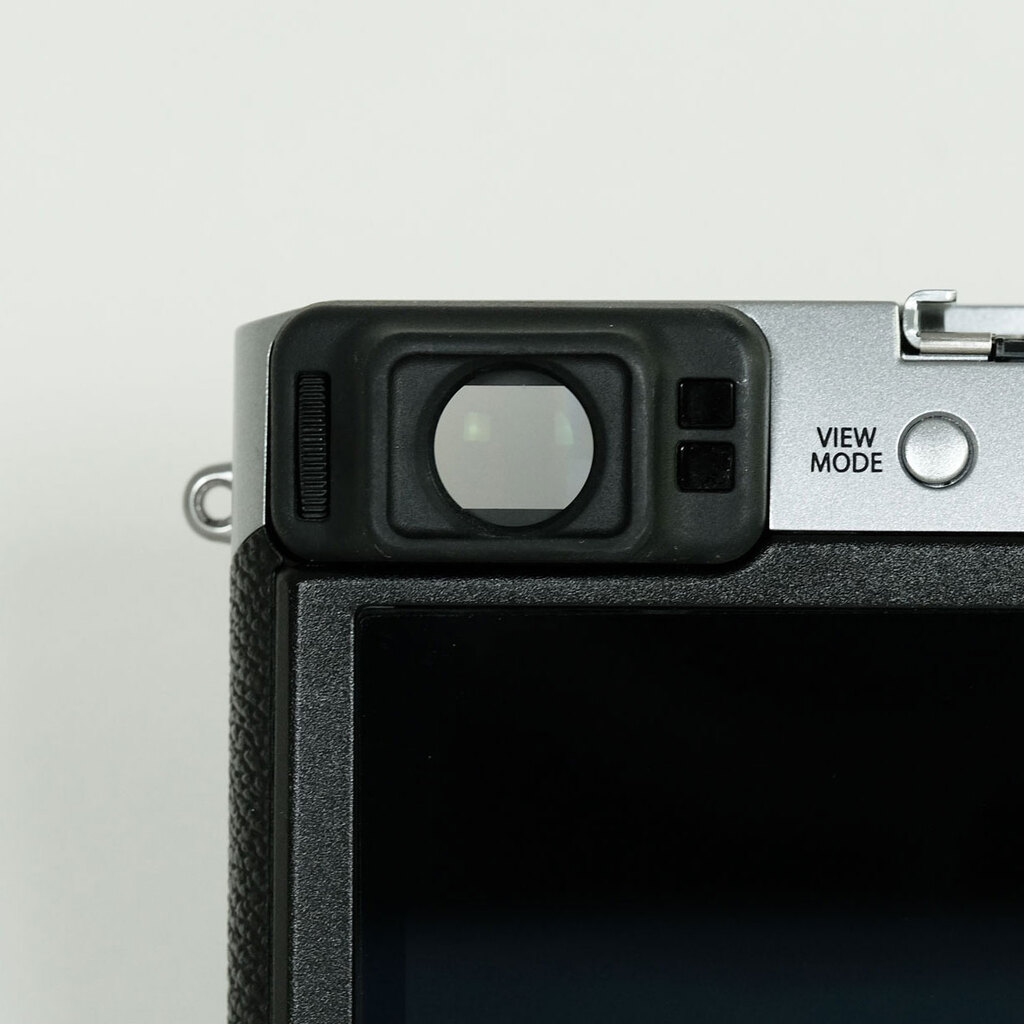 FUJIFILM X100F シルバー