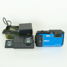 Nikon COOLPIX AW130 ブルー