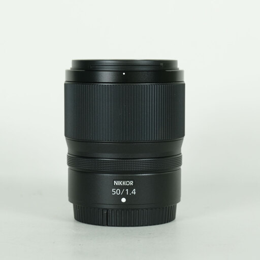 Nikonらしいバランスの50mm単焦点レンズ。Nikon NIKKOR Z 50mm f/1.4