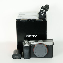 SONY α7C II（ILCE-7CM2）