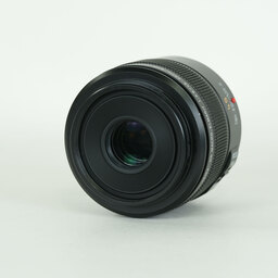 Panasonic LEICA DG MACRO-ELMARIT 45mm F2.8 ASPH. MEGA O.I.S.