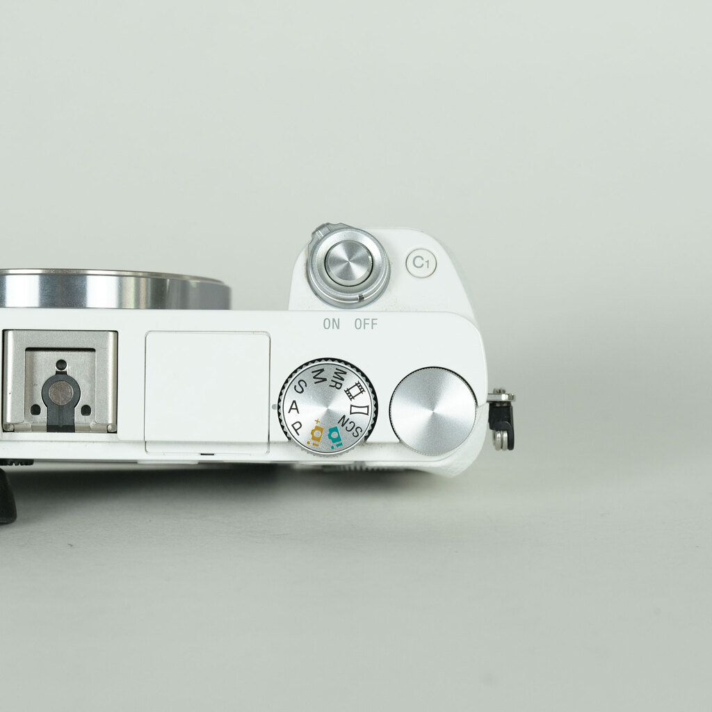 SONY α6000（ILCE-6000）