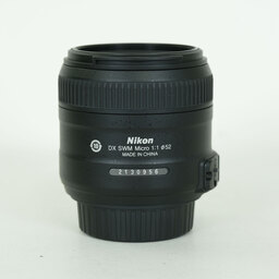 Nikon AF-S DX Micro NIKKOR 40mm f/2.8G