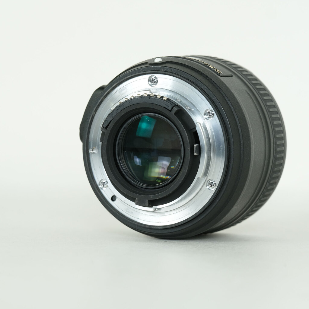 Nikon AF-S NIKKOR 50mm f/1.8G Nikon AF-S NIKKOR 50mm f/1.8G