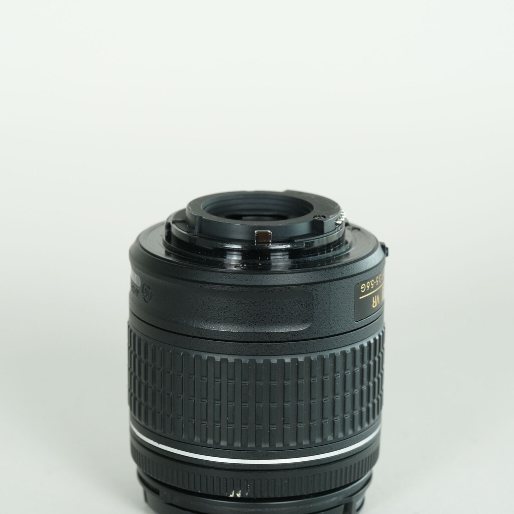 Nikon AF-P DX NIKKOR 18-55mm F3.5-5.6G VR