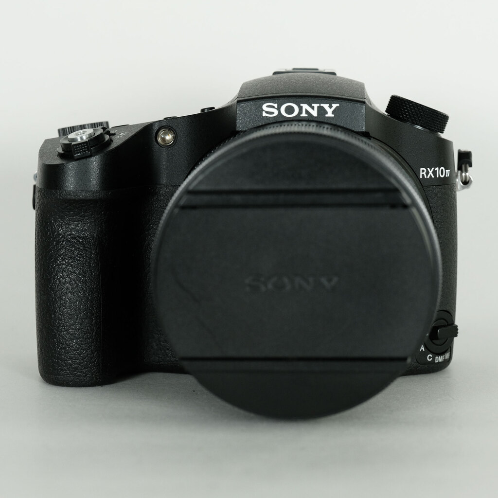 SONY Cyber-shot DSC-RX10M4
