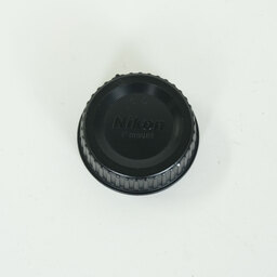 Nikon AF-S DX NIKKOR 35mm f/1.8G Nikon AF-S DX NIKKOR 35mm f/1.8G