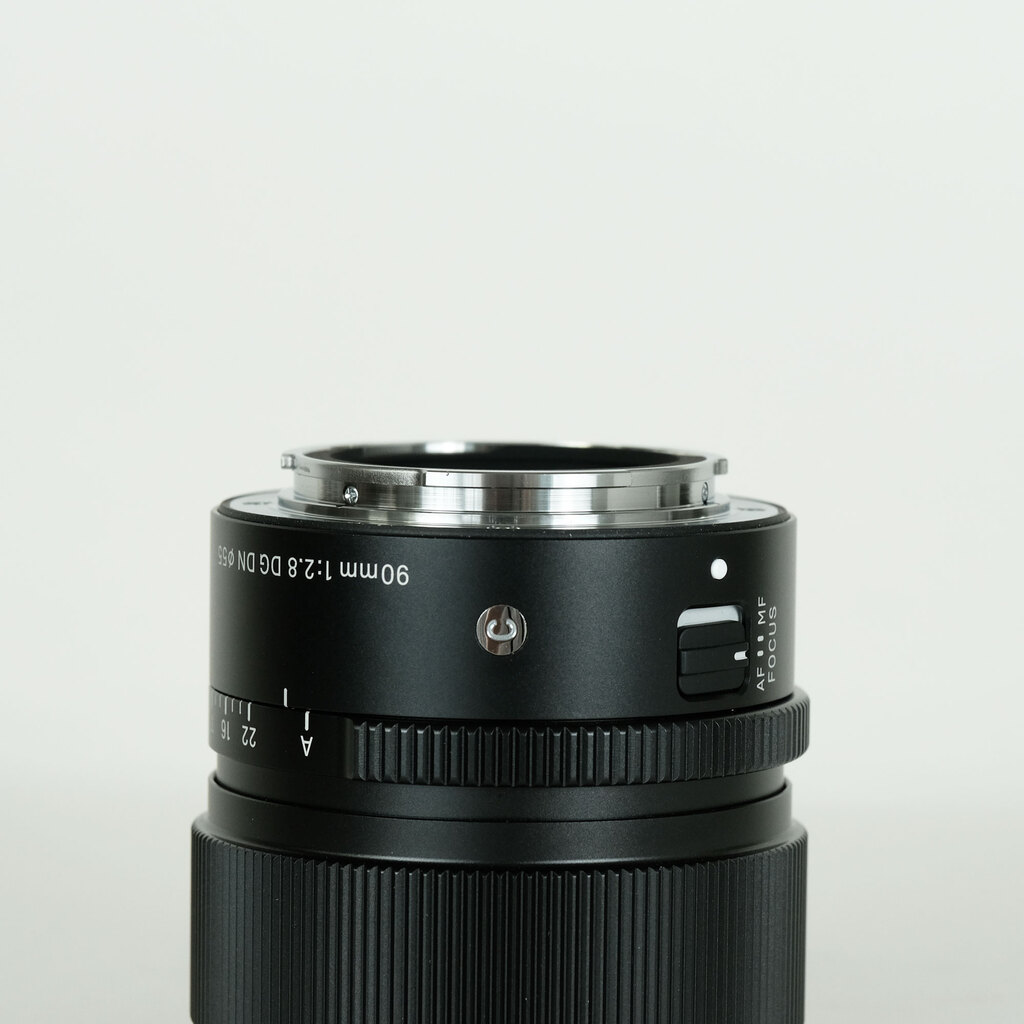 SIGMA 90mm F2.8 DG DN｜Contemporary [ソニーE用]
