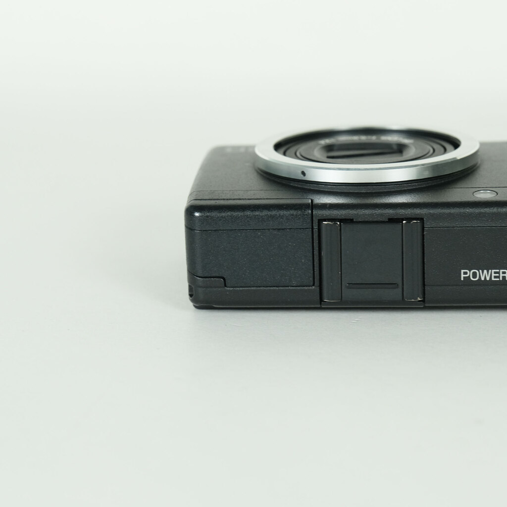 RICOH GR DIGITAL IIの出品 | ONE SCENE（ワンシーン）