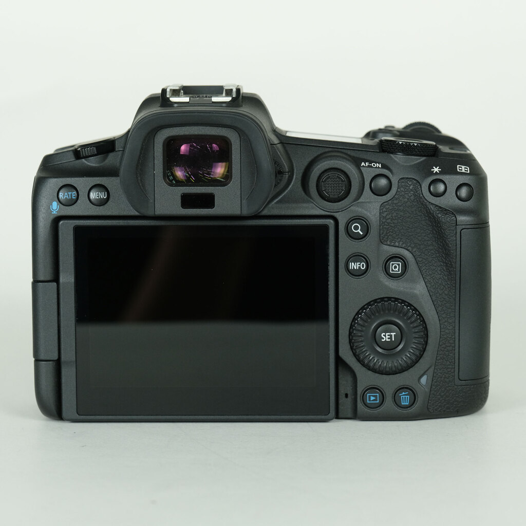 Canon EOS R5 Canon EOS R5