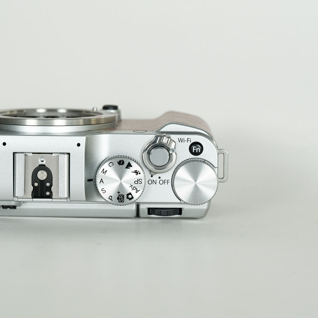 FUJIFILM X-M1 ボディ ブラウン