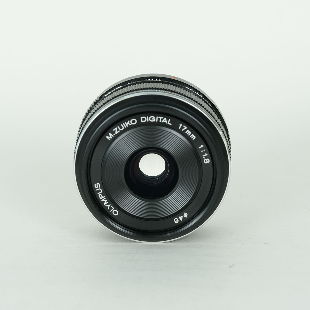 OLYMPUS M.ZUIKO DIGITAL 17mm F1.8