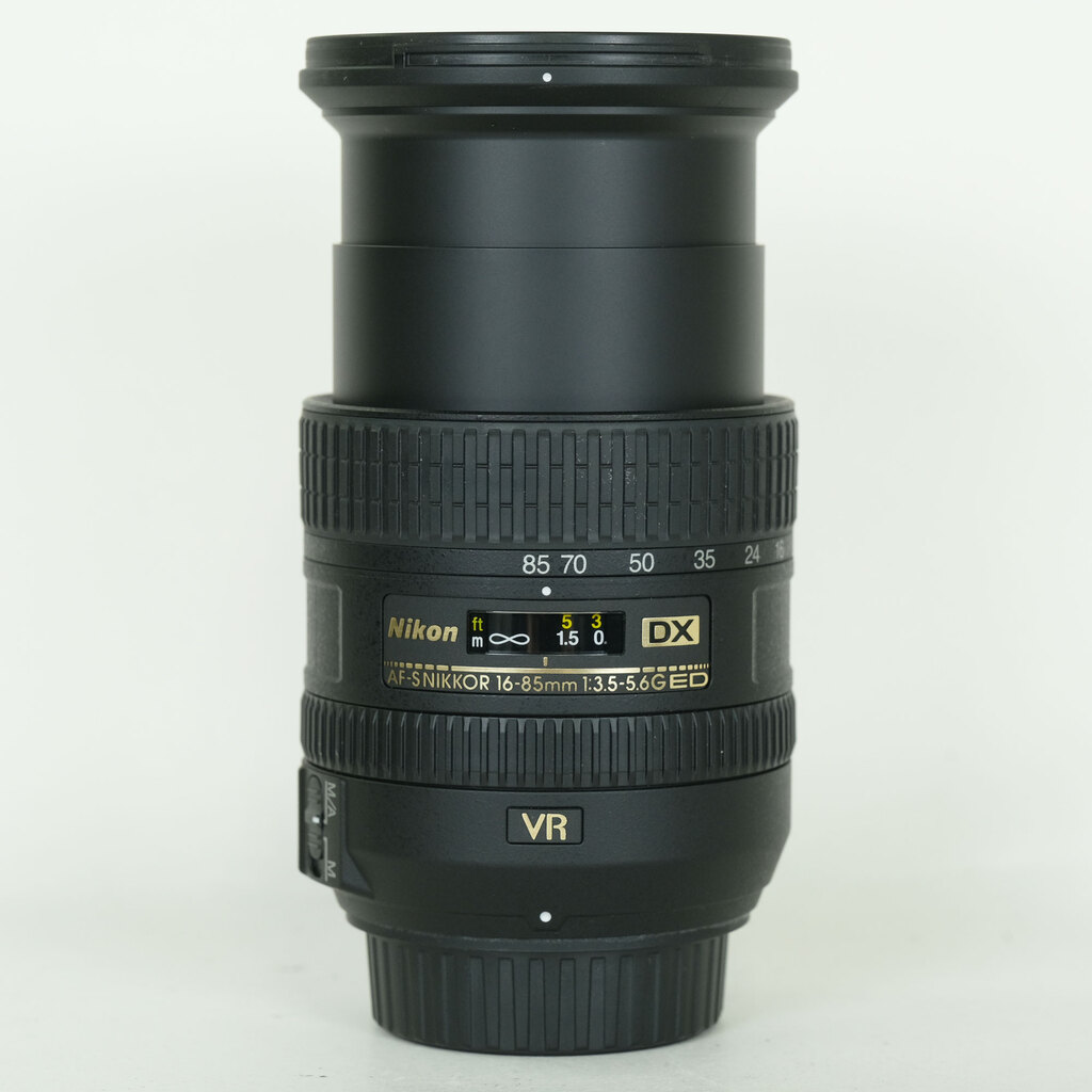Nikon AF-S DX NIKKOR 16-85mm F3.5-5.6G ED VR