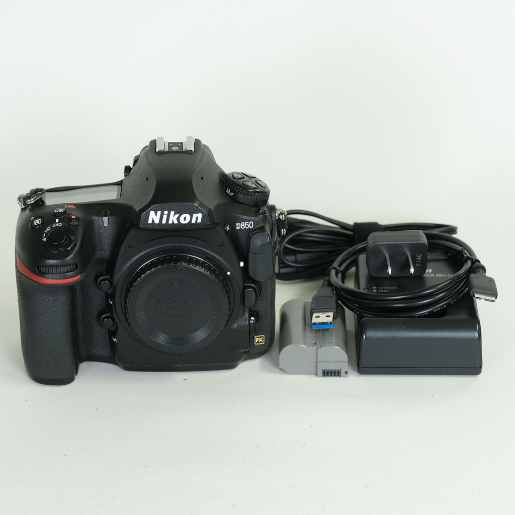 Nikon D850
