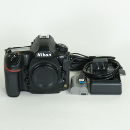 Nikon D850