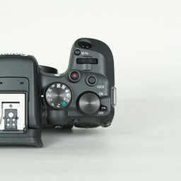 Canon EOS R10