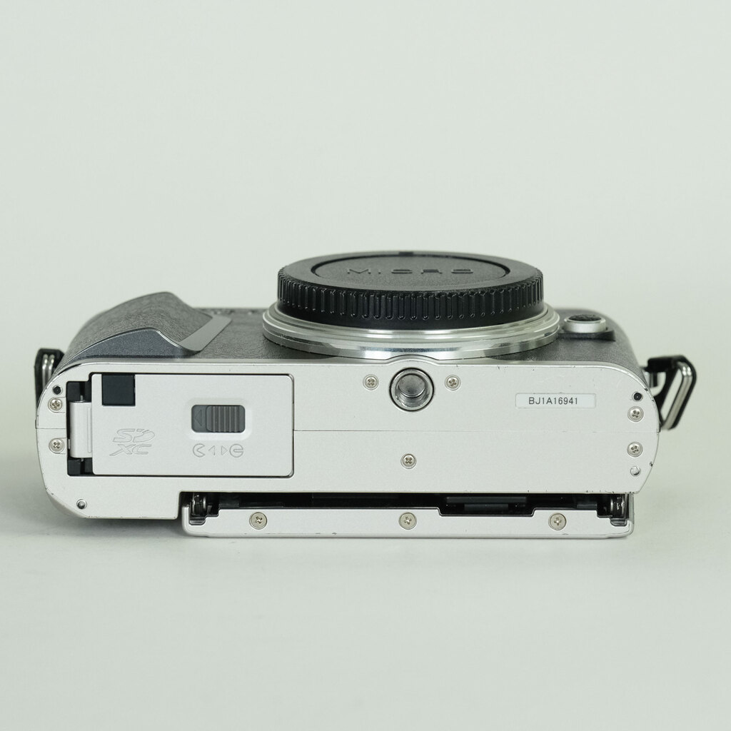OLYMPUS PEN E-PL9 OLYMPUS PEN E-PL9