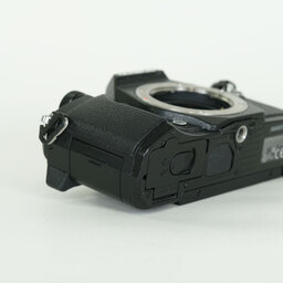 OLYMPUS OM-D E-M5 Mark II