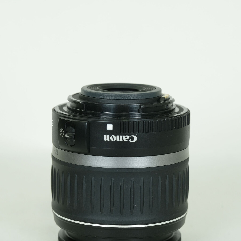 Canon EF-S18-55mm F3.5-5.6 IS