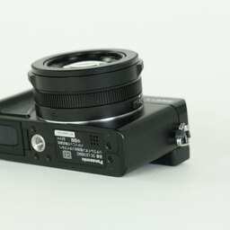 Panasonic LUMIX DC-LX100M2