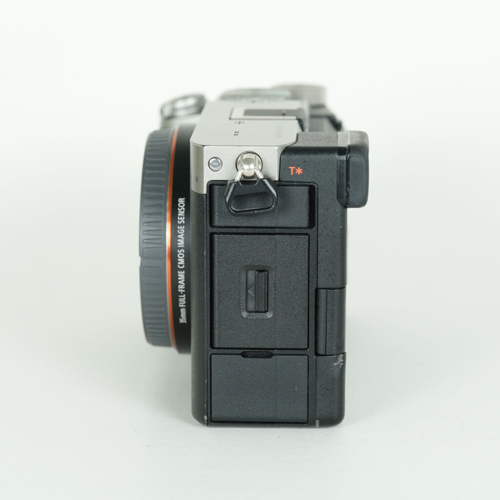 SONY ��7C�iILCE-7C�j [�{�f�B �V���o�[]