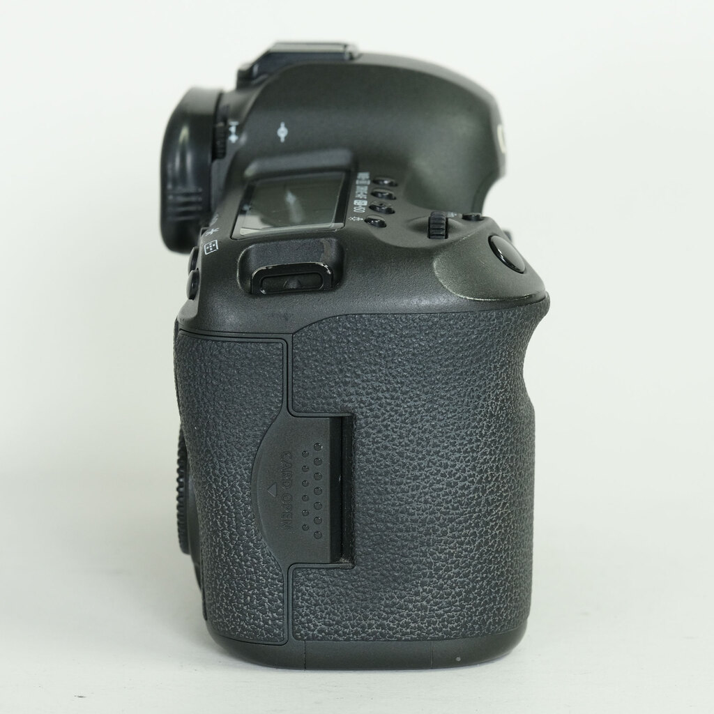 Canon EOS 5Ds / 5DsR [5DsR]