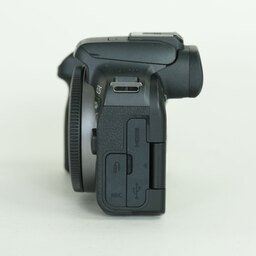 Canon EOS R10