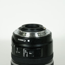 Canon EF-S17-85mm F4-5.6 IS USM