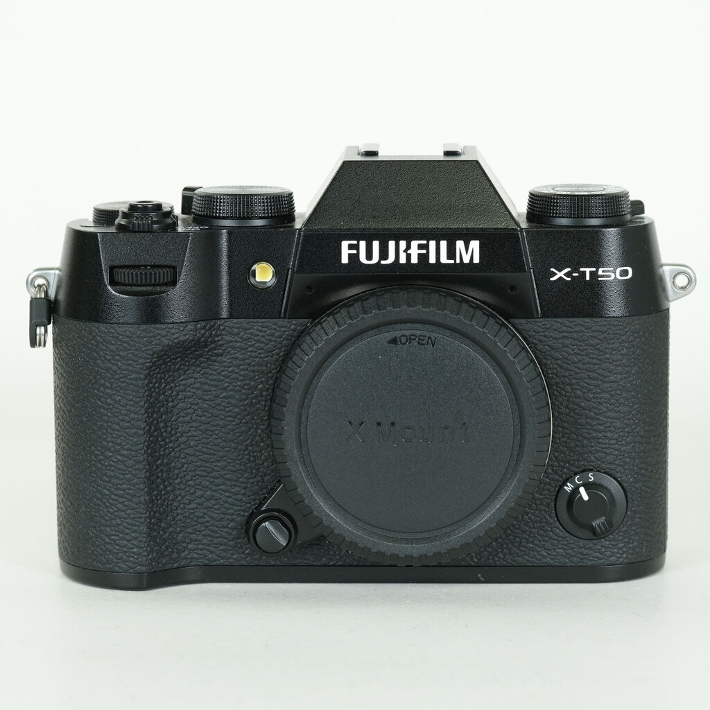 FUJIFILM X-T50