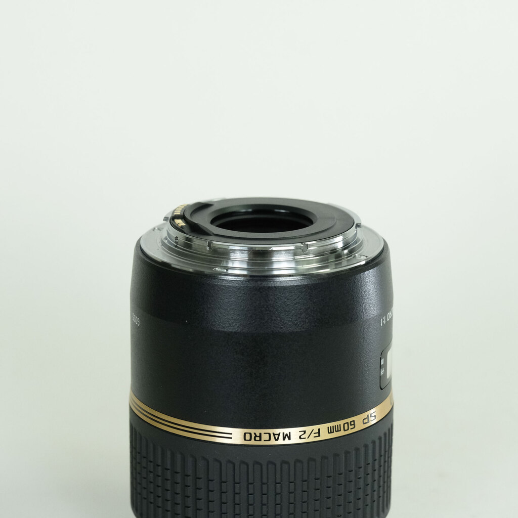 TAMRON SP 60mm F2 DiII MACRO 1:1/Model G005E(キヤノンEF用)