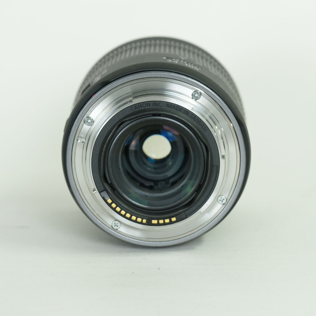 Canon RF24-105mm F4-7.1 IS STM