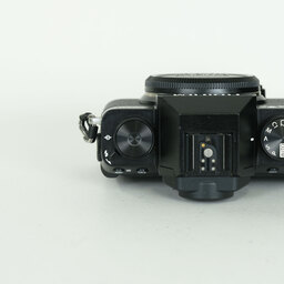 FUJIFILM X-S10