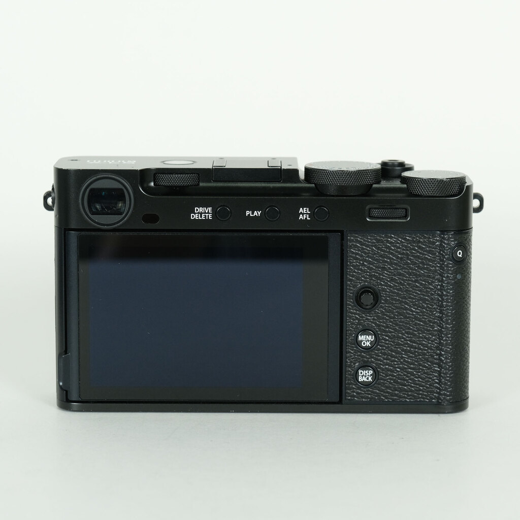 FUJIFILM X-E5