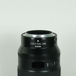 Nikon NIKKOR Z MC 105mm f/2.8 VR S Nikon NIKKOR Z MC 105mm f/2.8 VR S