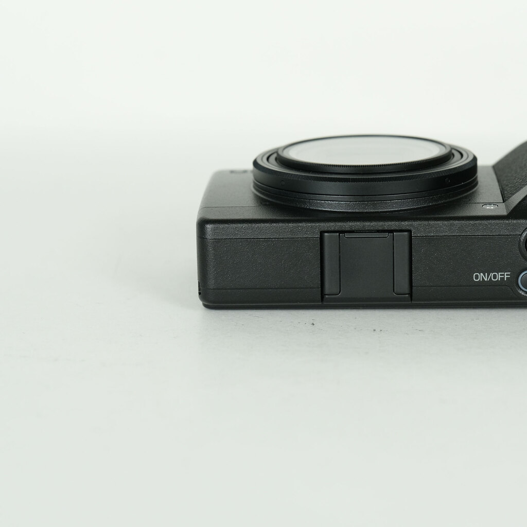 RICOH GR IV RICOH GR IV
