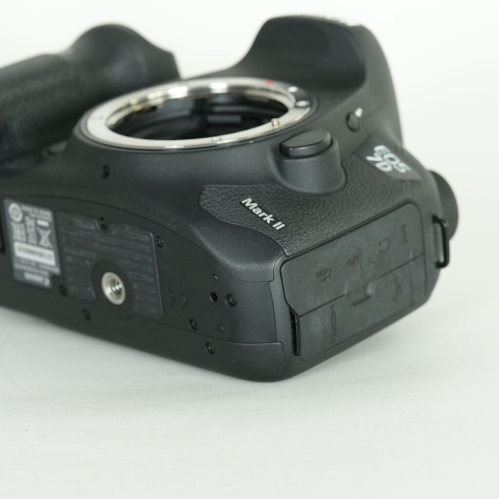 Canon EOS 7D Mark II