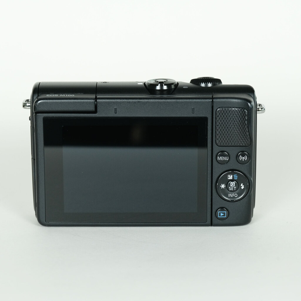 Canon EOS M100 Canon EOS M100