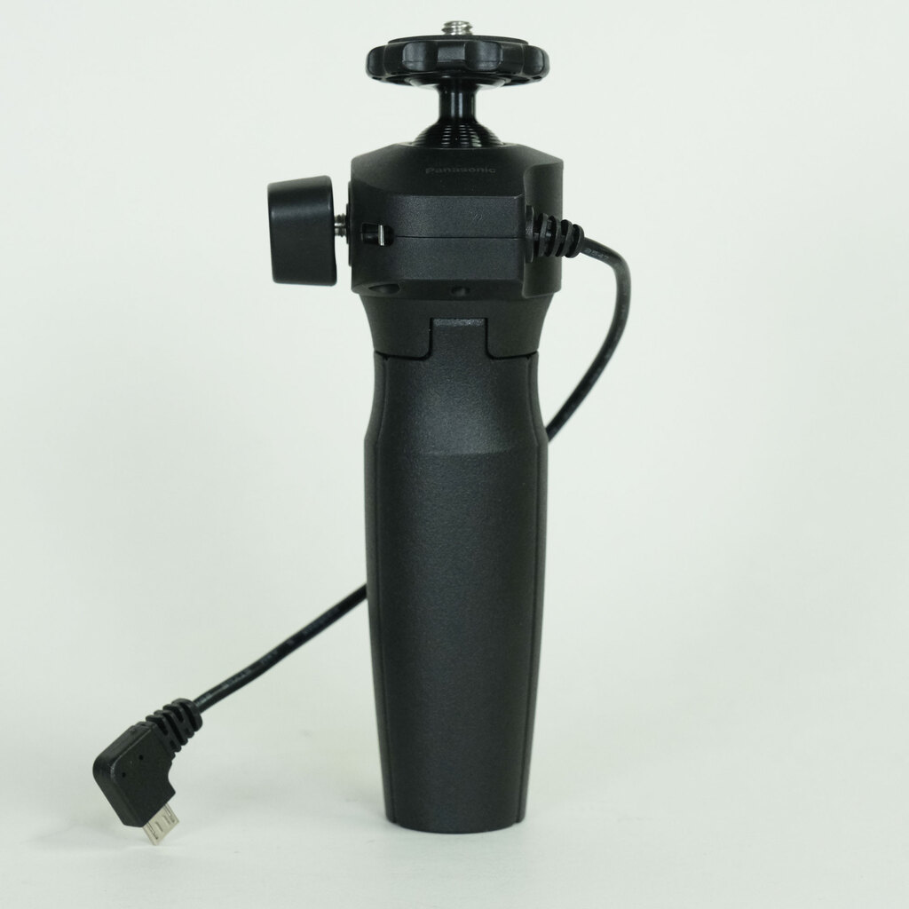 Panasonic LUMIX DC-G100 Panasonic LUMIX DC-G100