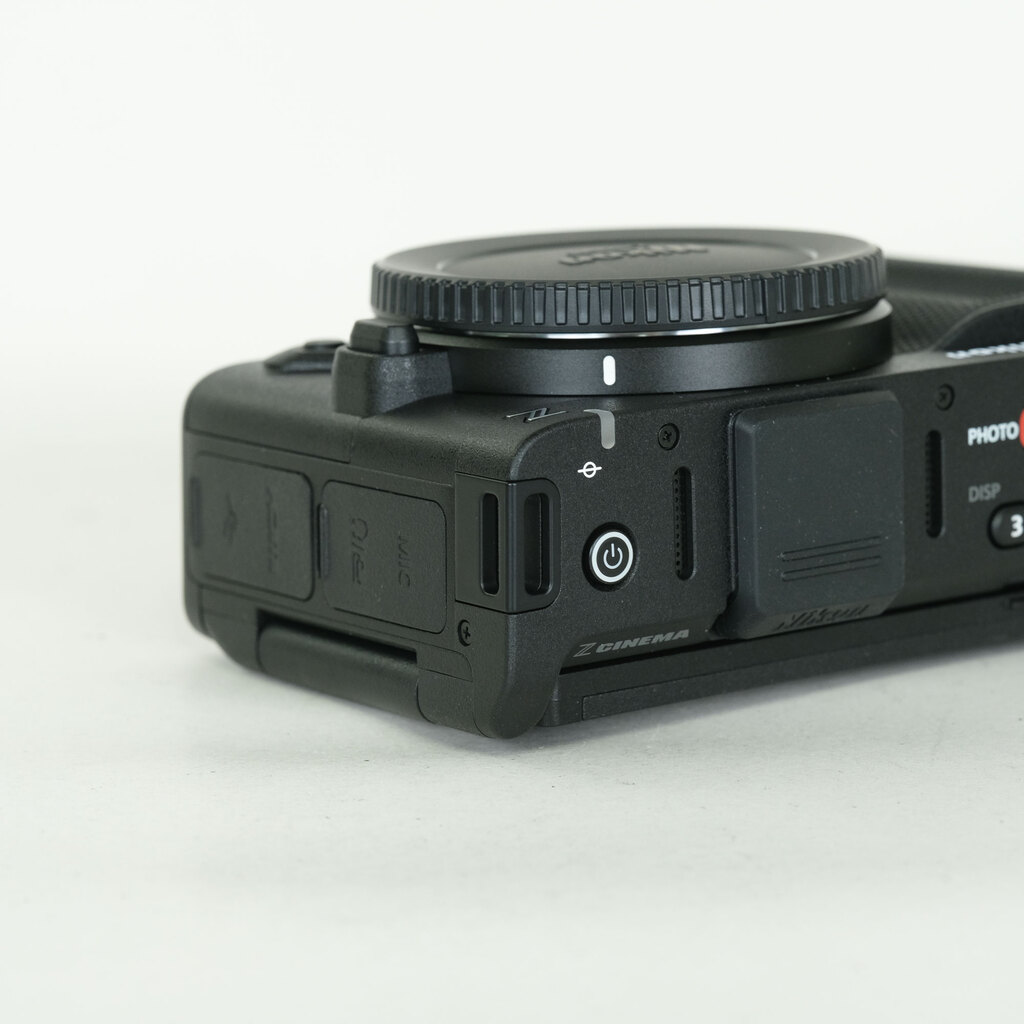 Nikon ZR