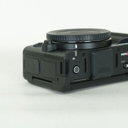 Nikon ZR
