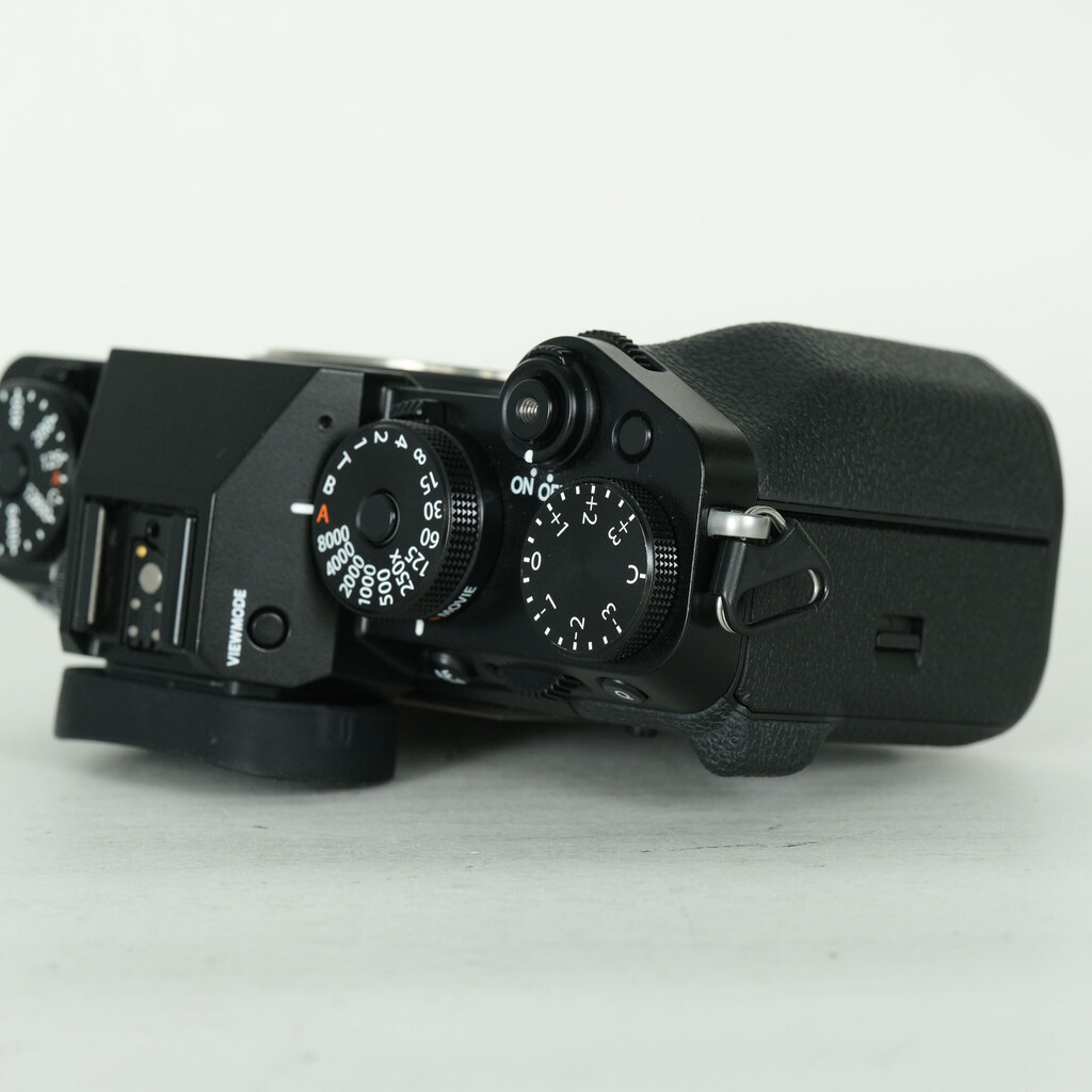 FUJIFILM X-T5