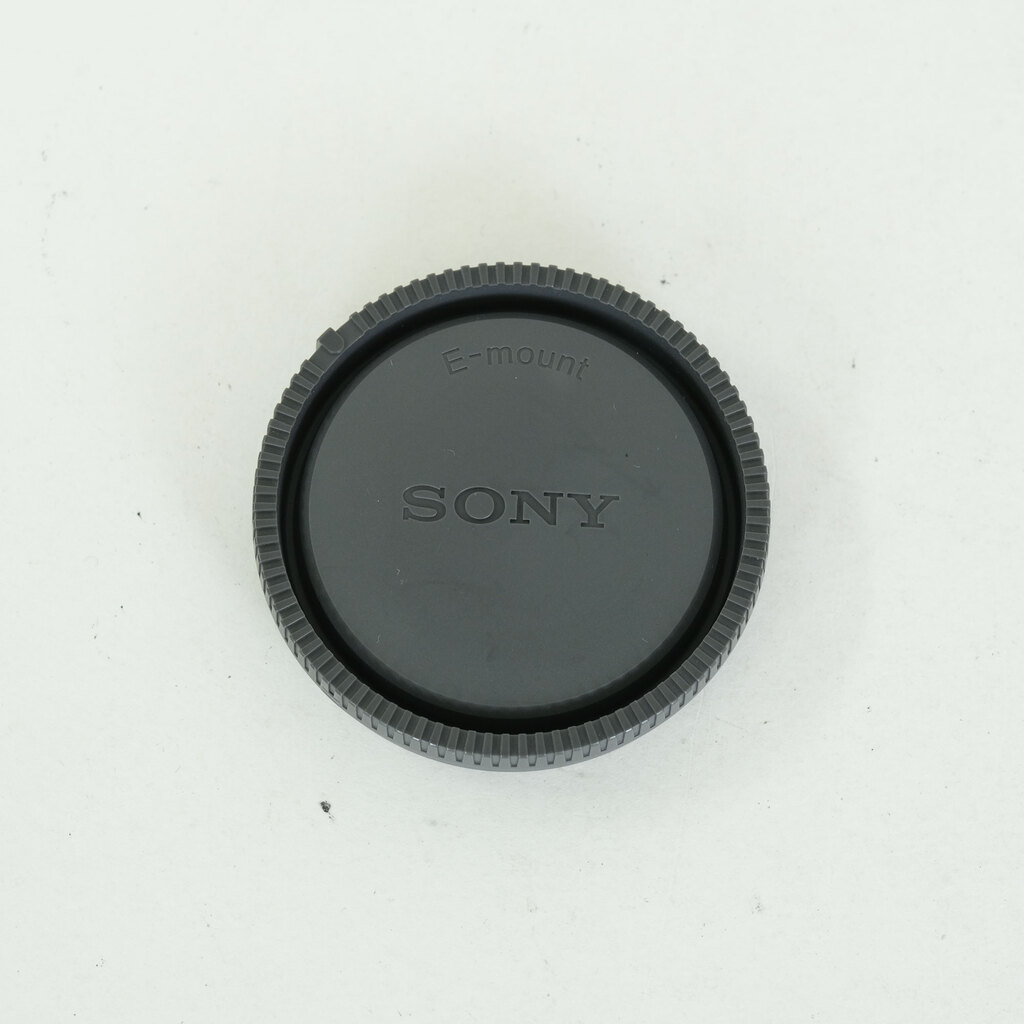 SONY E18-200mm F3.5-6.3 OSS LE SEL18200LE