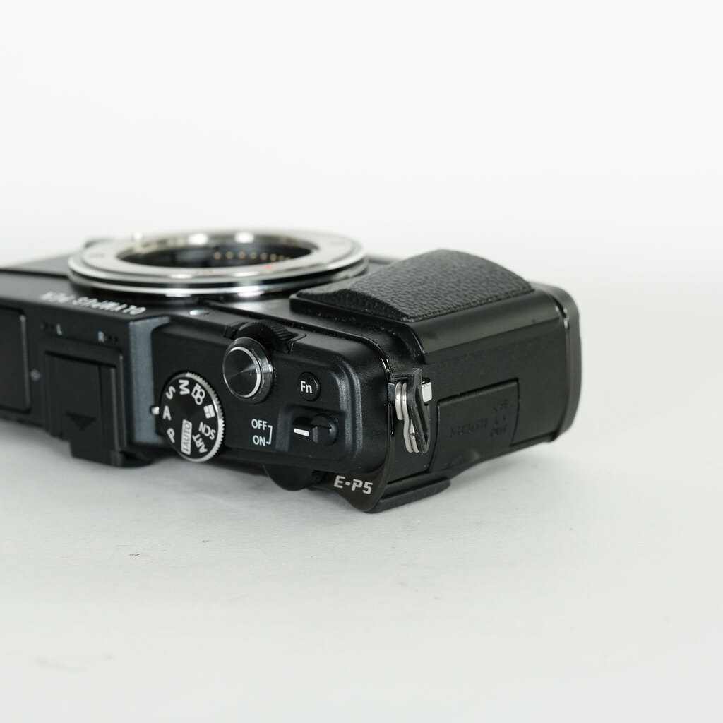OLYMPUS PEN E-P5 ボディ ブラック