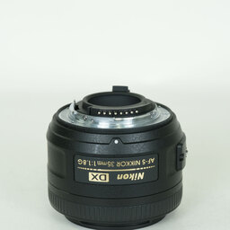 Nikon AF-S DX NIKKOR 35mm f/1.8G