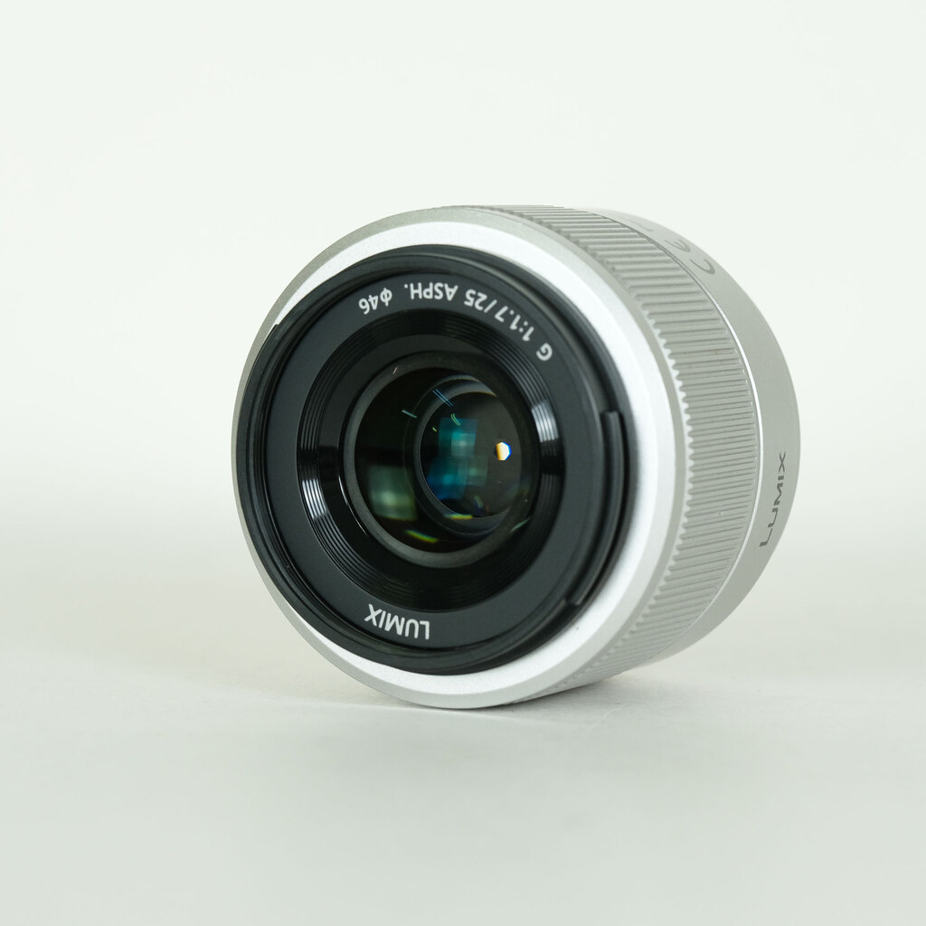 Panasonic LUMIX G 25mm F1.7 ASPH.