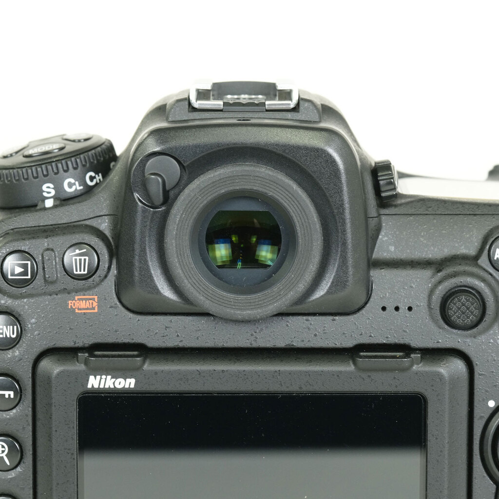 Nikon D500