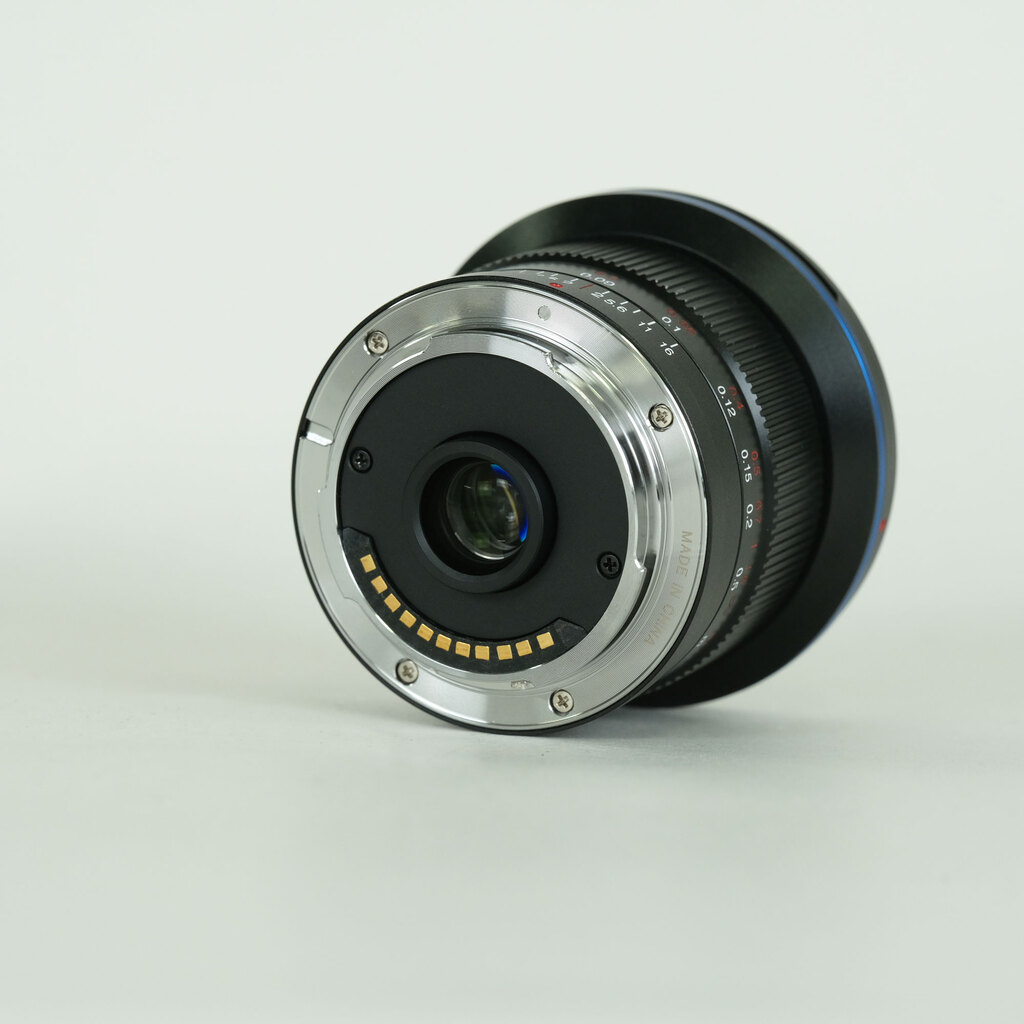 LAOWA 6mm F2 ZERO-D （マイクロフォーサーズ用）