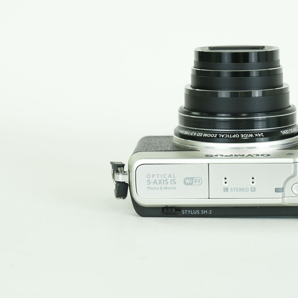 OLYMPUS STYLUS SH-2 シルバー