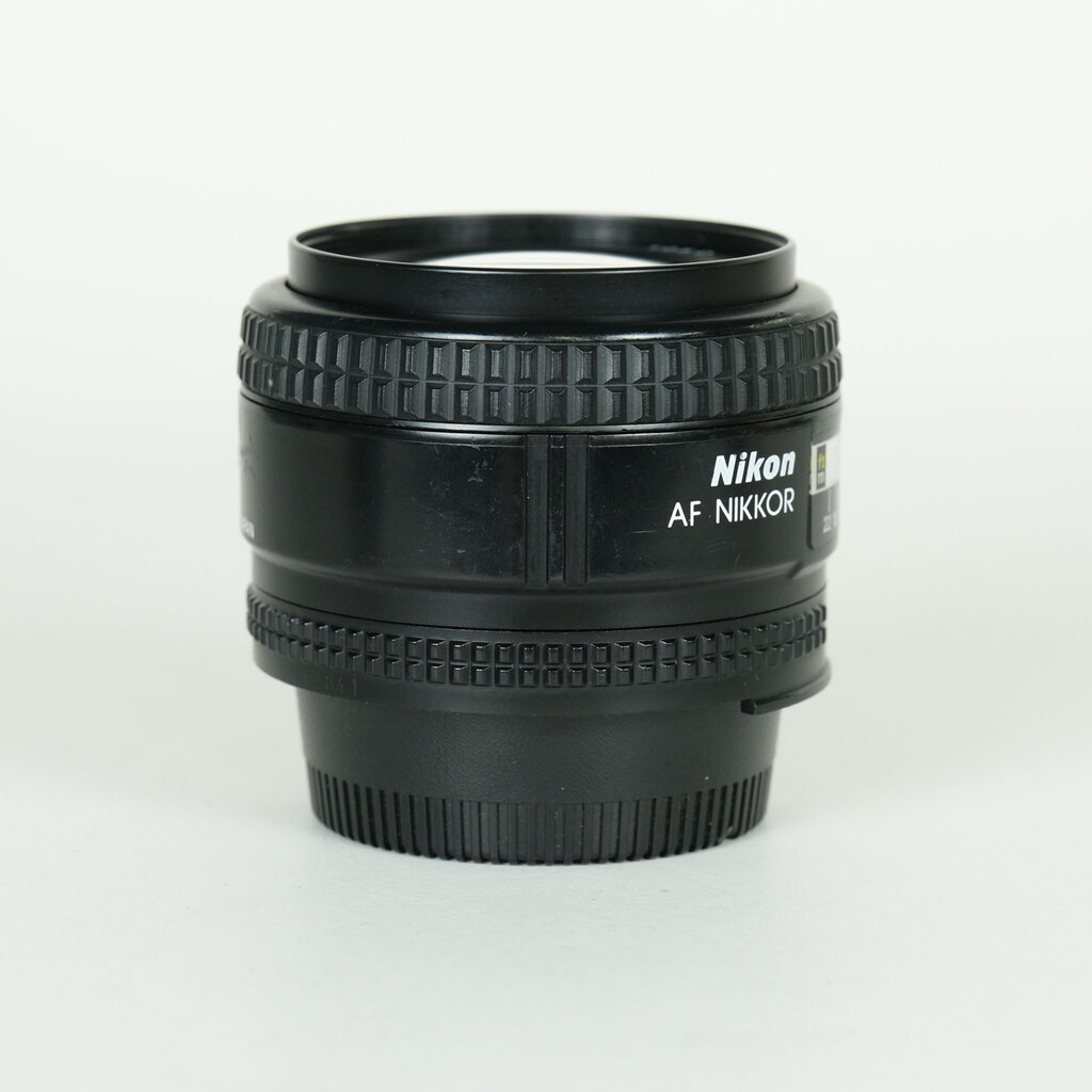 Nikon Ai AF Nikkor 24mm F2.8D