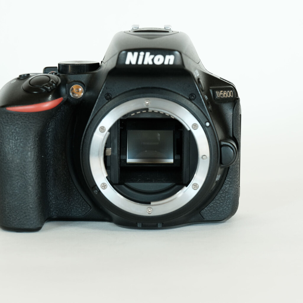 Nikon D5600